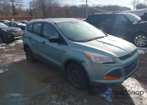 2013 Ford Escape S z USA, uszkodzony, nr VIN 1FMCU0F70DUA97202